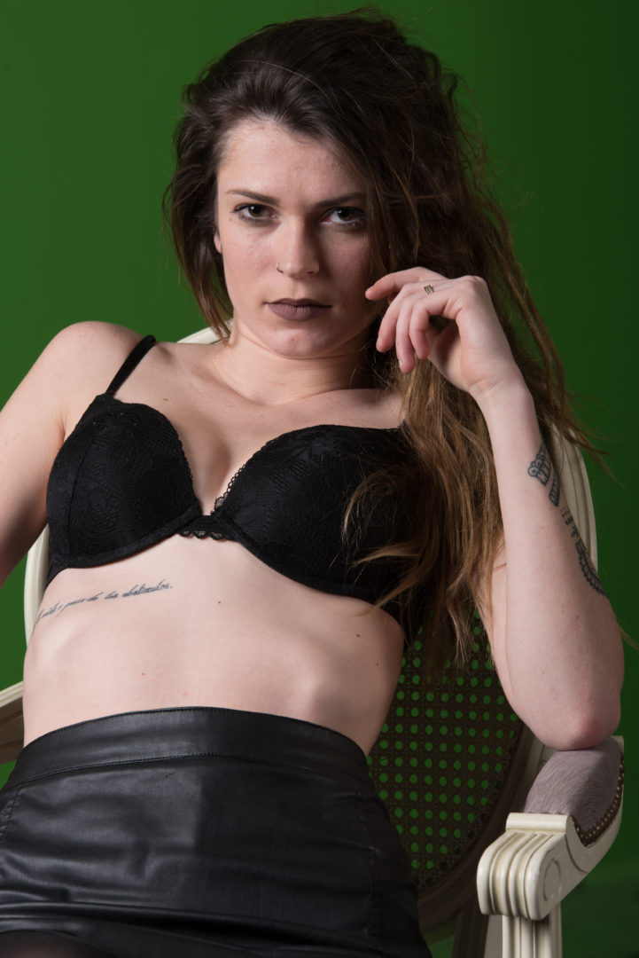 portrait studio lingerie